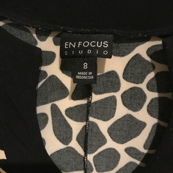 BOUTIQUE DRESS - Picture 4 of 4